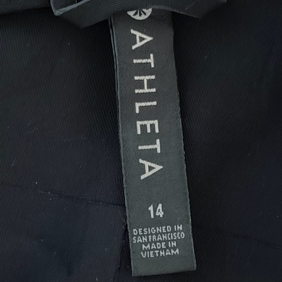 Athleta Women's Elegant Black Blazer - Picture 6 of 7